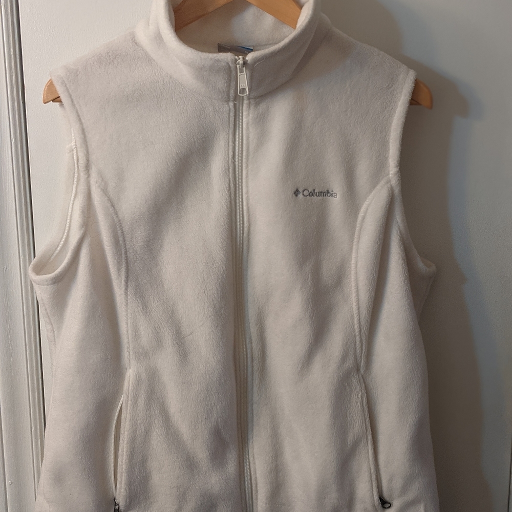 Women's Columbia Fleece Vest (XL)